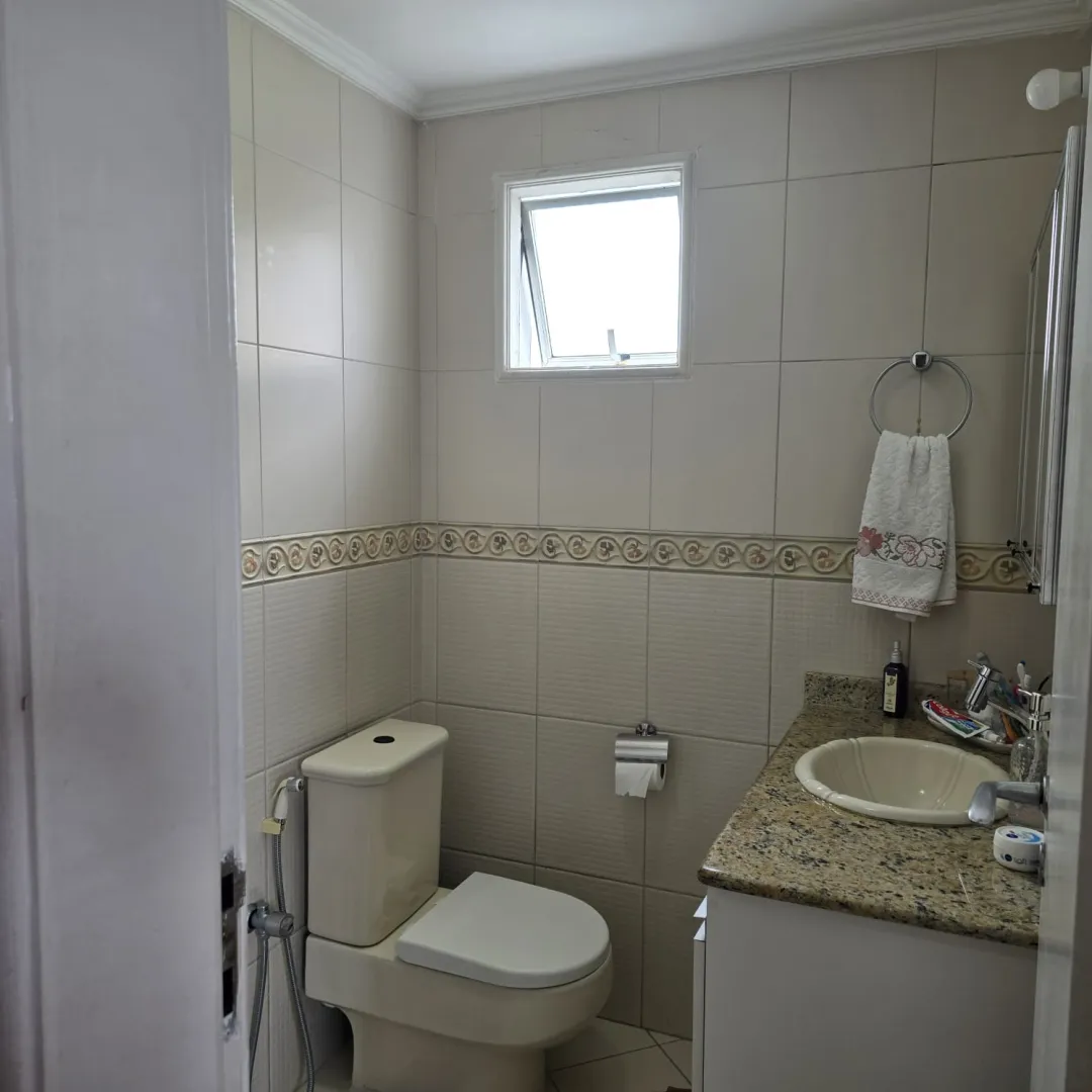 APARTAMENTO 3 QUARTOS SU&Iacute;TE ANDAR ALTO NASCENTE DEPEND&Ecirc;NCIA GARAGEM &Agrave; VENDA EM BROTAS Rua Comendador Pereira da Silva Salvador - 