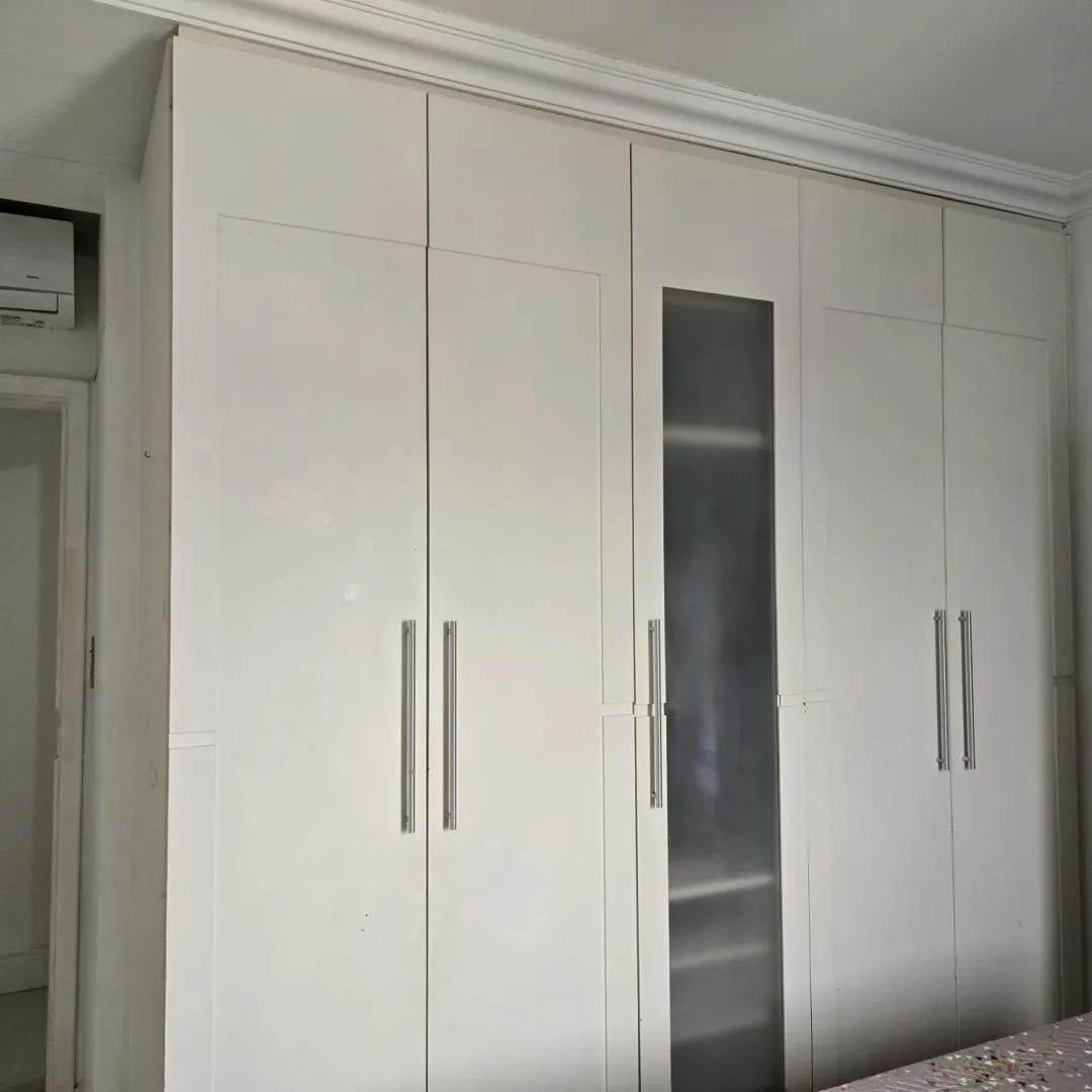 APARTAMENTO 3 QUARTOS SU&Iacute;TE ANDAR ALTO NASCENTE DEPEND&Ecirc;NCIA GARAGEM &Agrave; VENDA EM BROTAS Rua Comendador Pereira da Silva Salvador - 