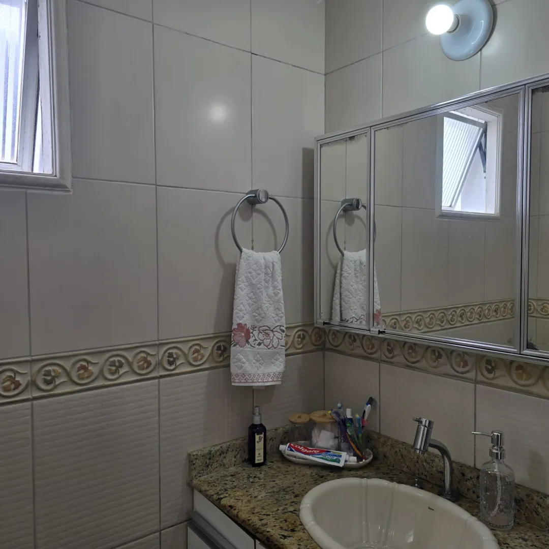 APARTAMENTO 3 QUARTOS SU&Iacute;TE ANDAR ALTO NASCENTE DEPEND&Ecirc;NCIA GARAGEM &Agrave; VENDA EM BROTAS Rua Comendador Pereira da Silva Salvador - 