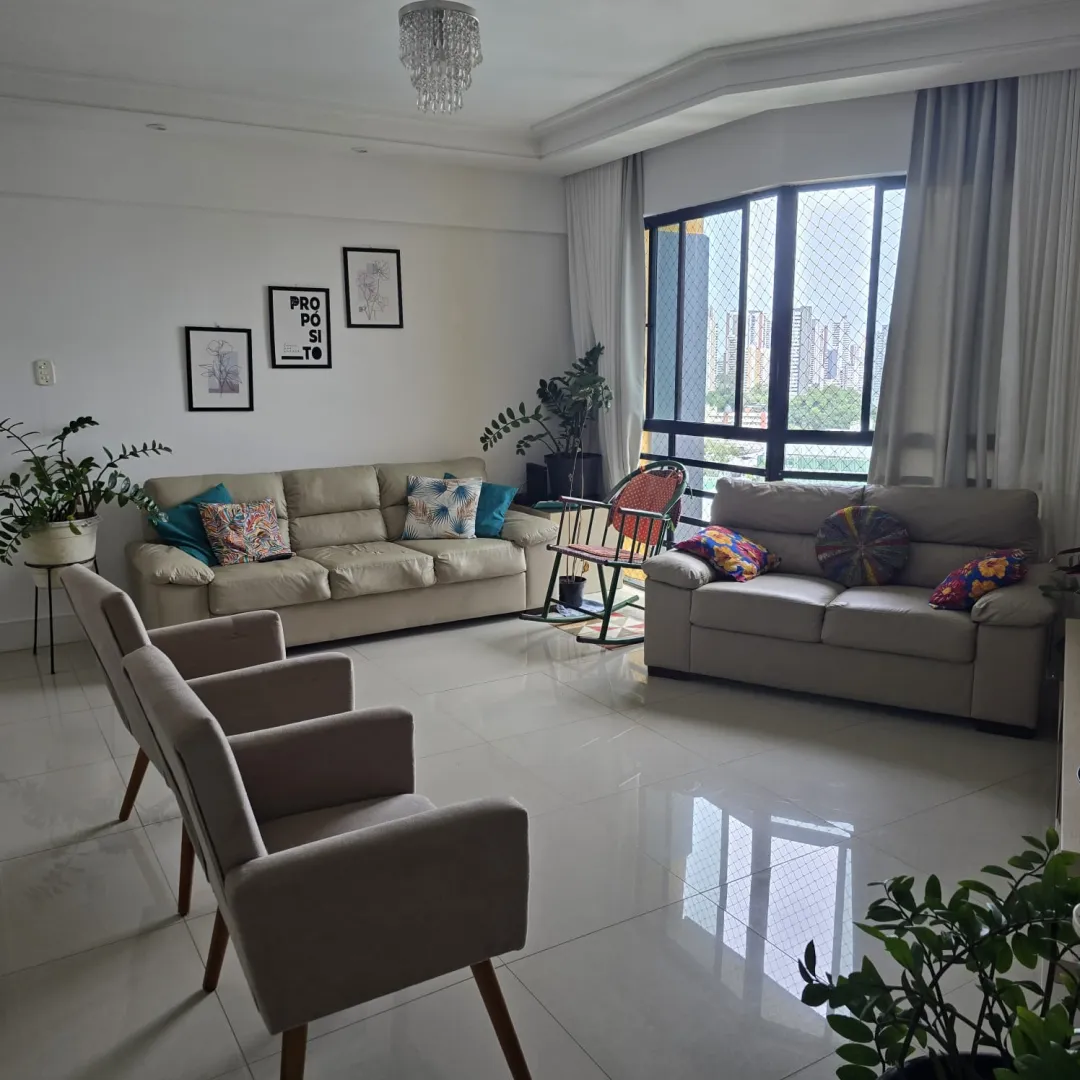APARTAMENTO 3 QUARTOS SU&Iacute;TE ANDAR ALTO NASCENTE DEPEND&Ecirc;NCIA GARAGEM &Agrave; VENDA EM BROTAS Rua Comendador Pereira da Silva Salvador - 