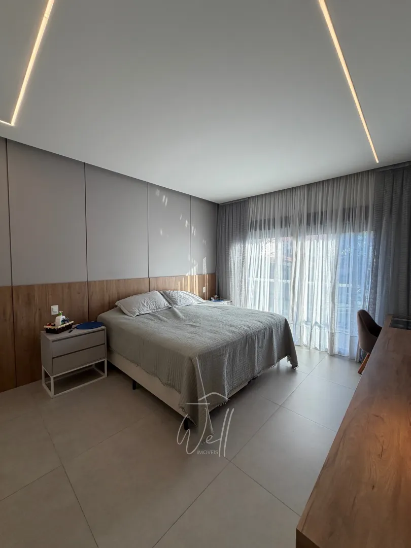 Casa de alto padr&atilde;o no Parque dos P&aacute;ssaros 350m2 I 04 su&iacute;tes I 04 vagas  São Bernardo do Campo - 