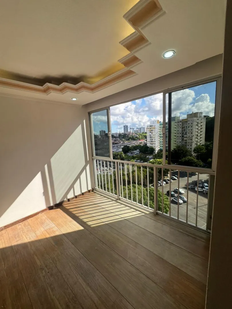 APARTAMENTO 2 QUARTOS SU&Iacute;TE NASCENTE ANDAR ALTO ELEVADOR &Agrave; VENDA EM BROTAS Rua Amado Coutinho Salvador - 