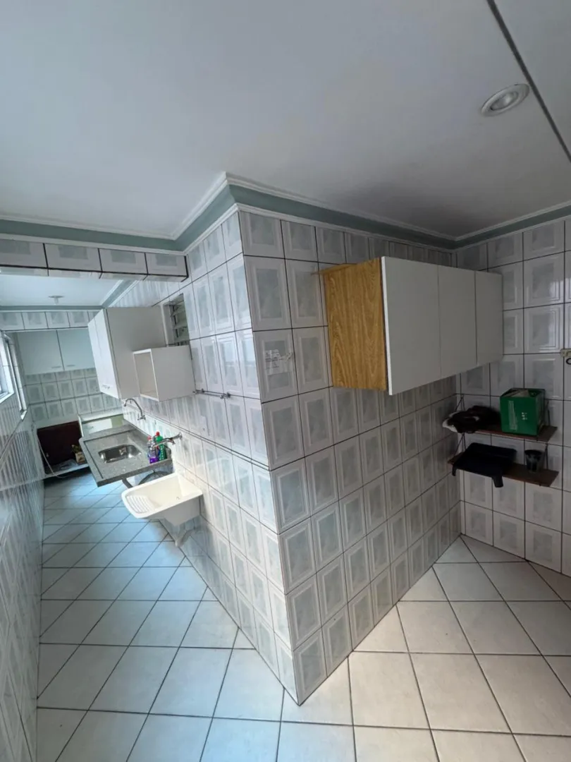 APARTAMENTO 2 QUARTOS SU&Iacute;TE NASCENTE ANDAR ALTO ELEVADOR &Agrave; VENDA EM BROTAS Rua Amado Coutinho Salvador - 