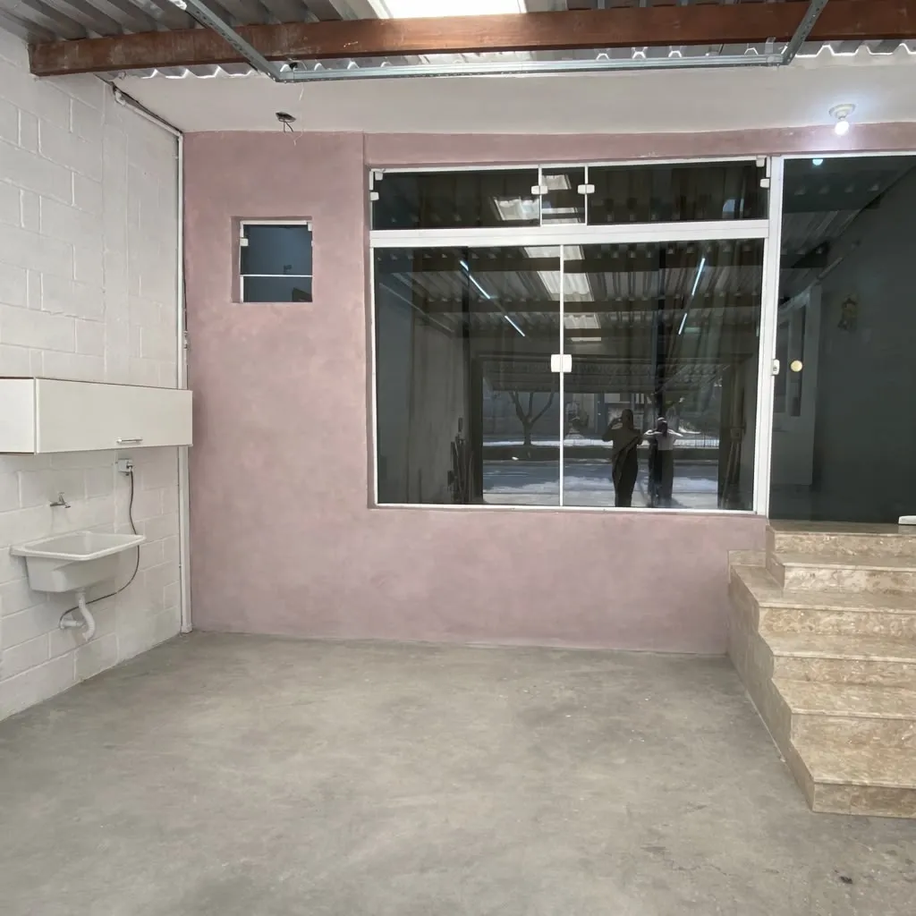Casa espa&ccedil;osa com 2 Su&iacute;tes - Vl. Sagrado Cecilia  Mogi das Cruzes - 