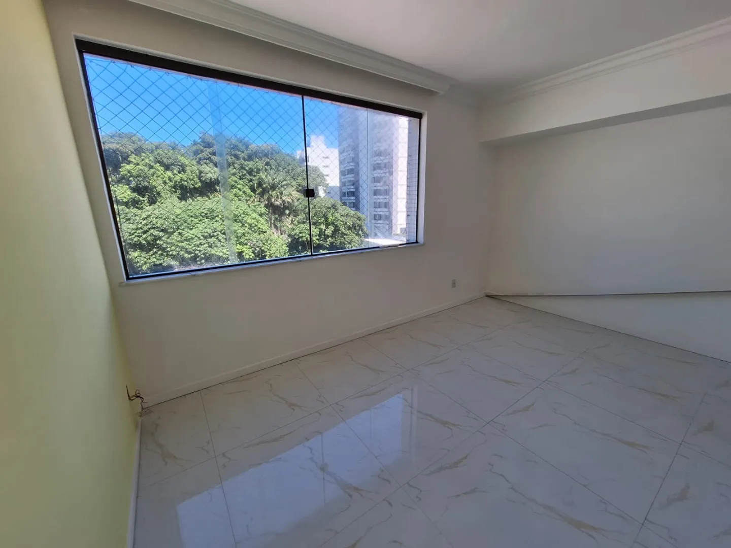 APARTAMENTO 3 QUARTOS SU&Iacute;TE NASCENTE ELEVADORES PORTARIA 24H &Agrave; VENDA NA BARRA! Rua Marquês de Caravelas Salvador - 