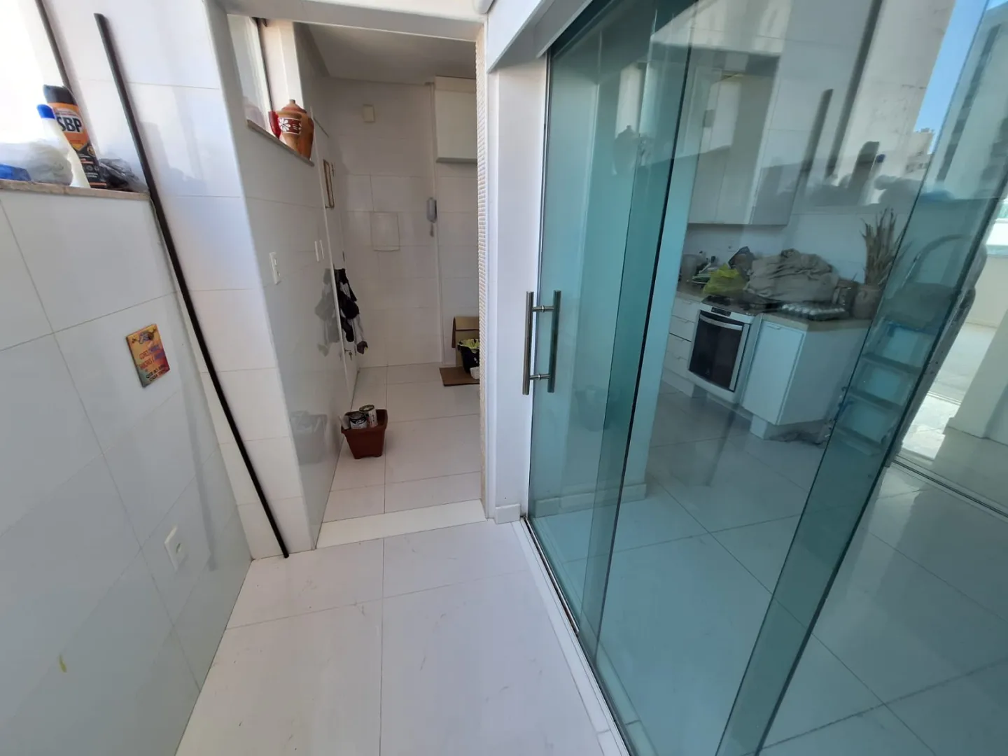 APARTAMENTO 3 QUARTOS SU&Iacute;TE NASCENTE ELEVADORES PORTARIA 24H &Agrave; VENDA NA BARRA! Rua Marquês de Caravelas Salvador - 