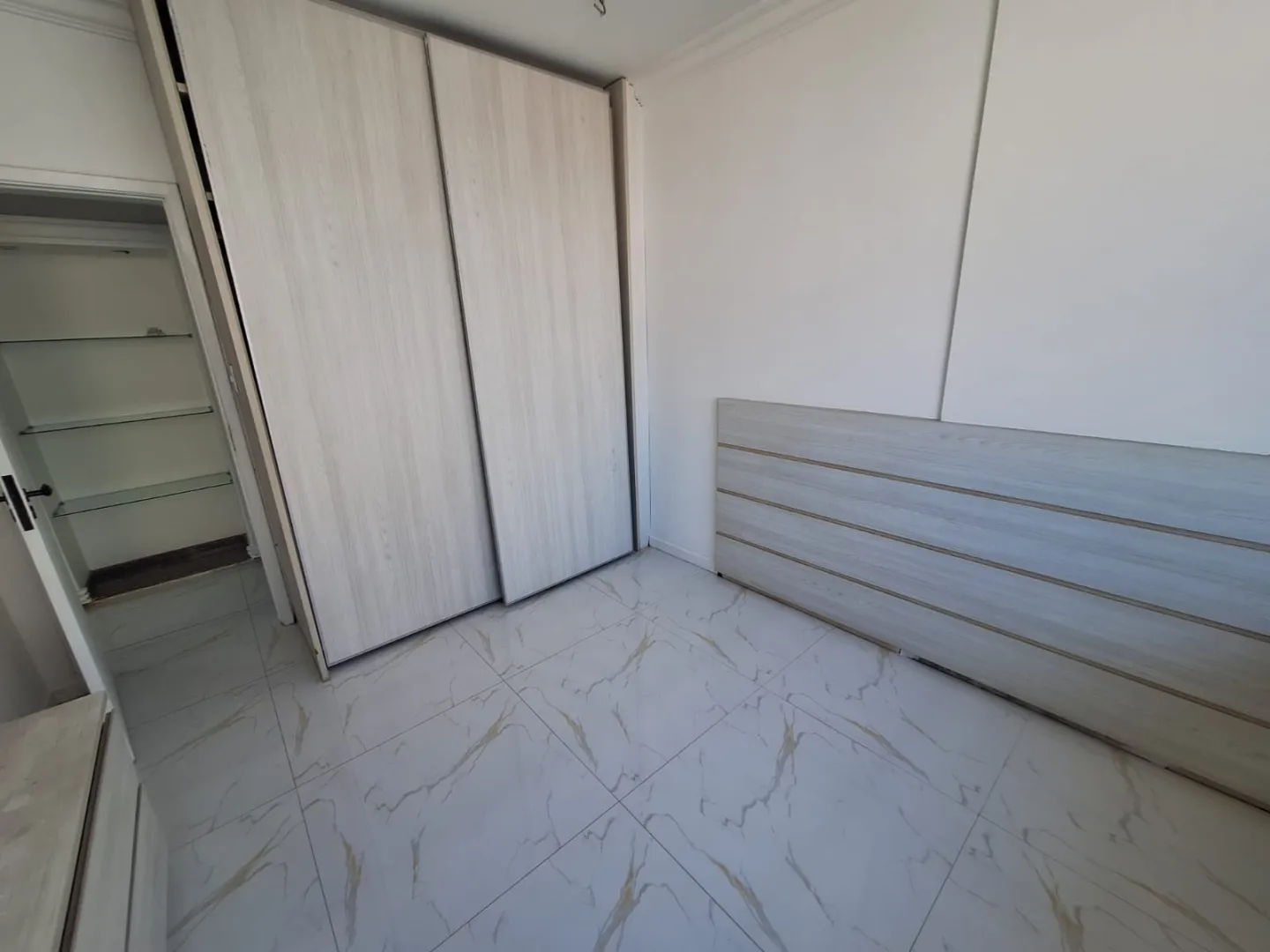 APARTAMENTO 3 QUARTOS SU&Iacute;TE NASCENTE ELEVADORES PORTARIA 24H &Agrave; VENDA NA BARRA! Rua Marquês de Caravelas Salvador - 