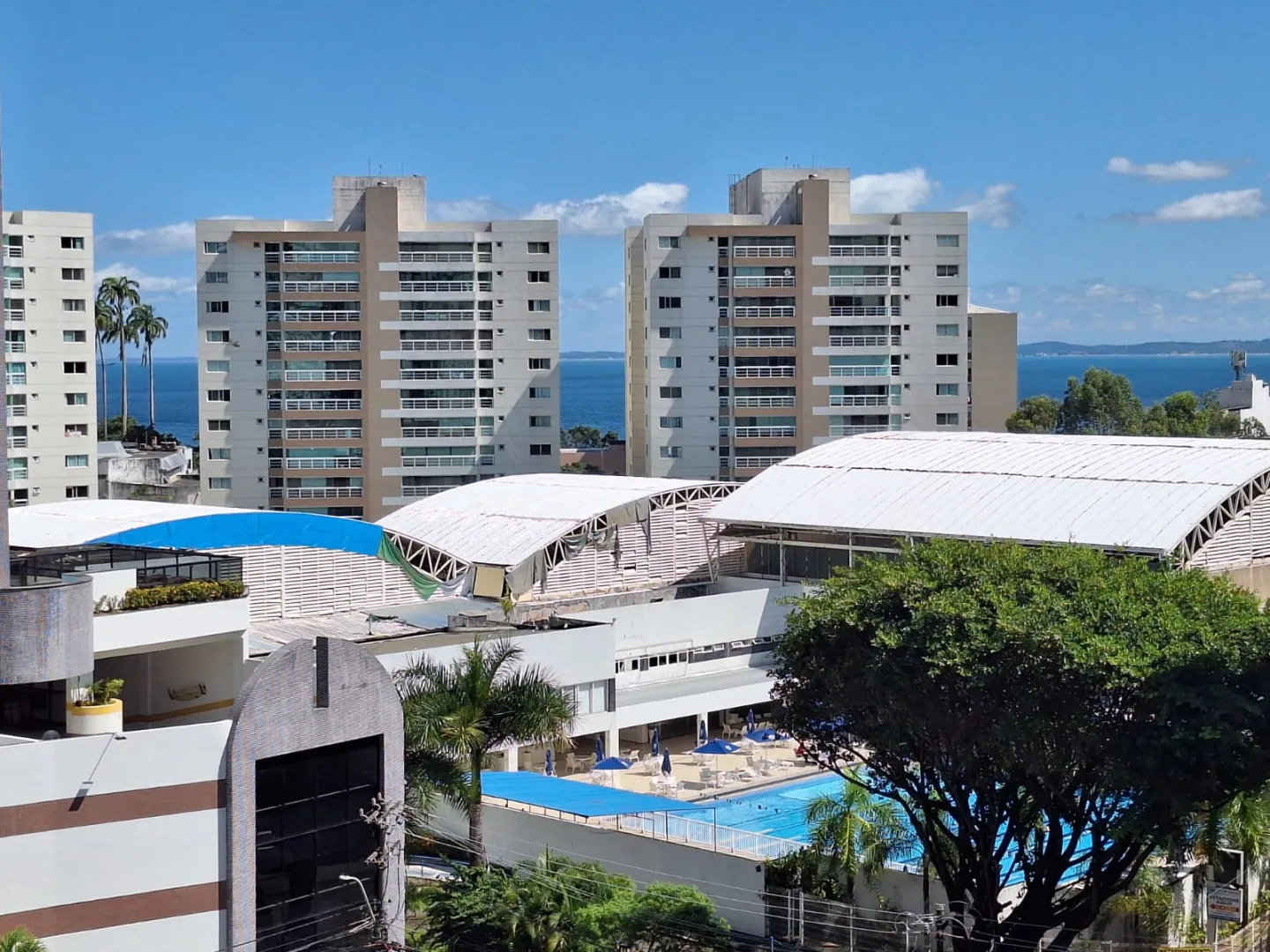 APARTAMENTO 3 QUARTOS SU&Iacute;TE NASCENTE ELEVADORES PORTARIA 24H &Agrave; VENDA NA BARRA! Rua Marquês de Caravelas Salvador - 