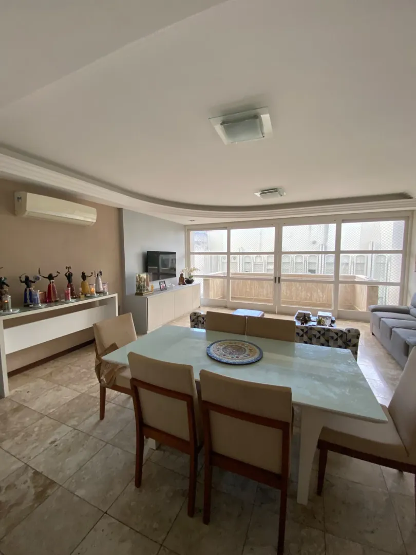 APARTAMENTO AMPLO 4 QUARTOS 2 SU&Iacute;TES VARANDA GARAGEM ELEVADOR PORTARIA &Agrave; VENDA CANELA! Rua Marechal Floriano Salvador - 
