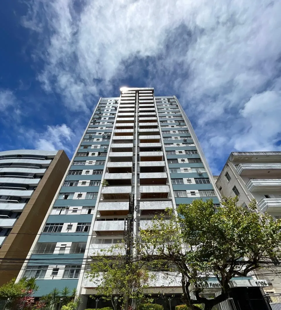 APARTAMENTO AMPLO 4 QUARTOS 2 SU&Iacute;TES VARANDA GARAGEM ELEVADOR PORTARIA &Agrave; VENDA CANELA! Rua Marechal Floriano Salvador - 