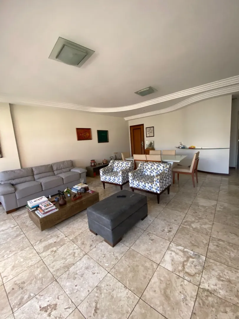 APARTAMENTO AMPLO 4 QUARTOS 2 SU&Iacute;TES VARANDA GARAGEM ELEVADOR PORTARIA &Agrave; VENDA CANELA! Rua Marechal Floriano Salvador - 