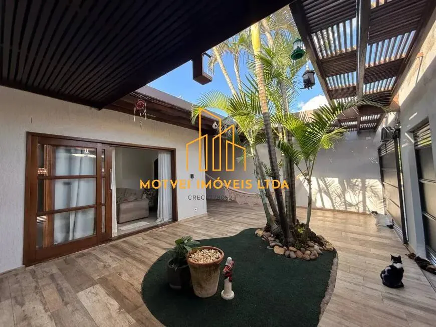 CA-26340 – CASA COM 3 QUARTOS E SUÍTE Á VENDA NO RESIDEDNCIAL UNIÃO – SJCAMPOS/SP