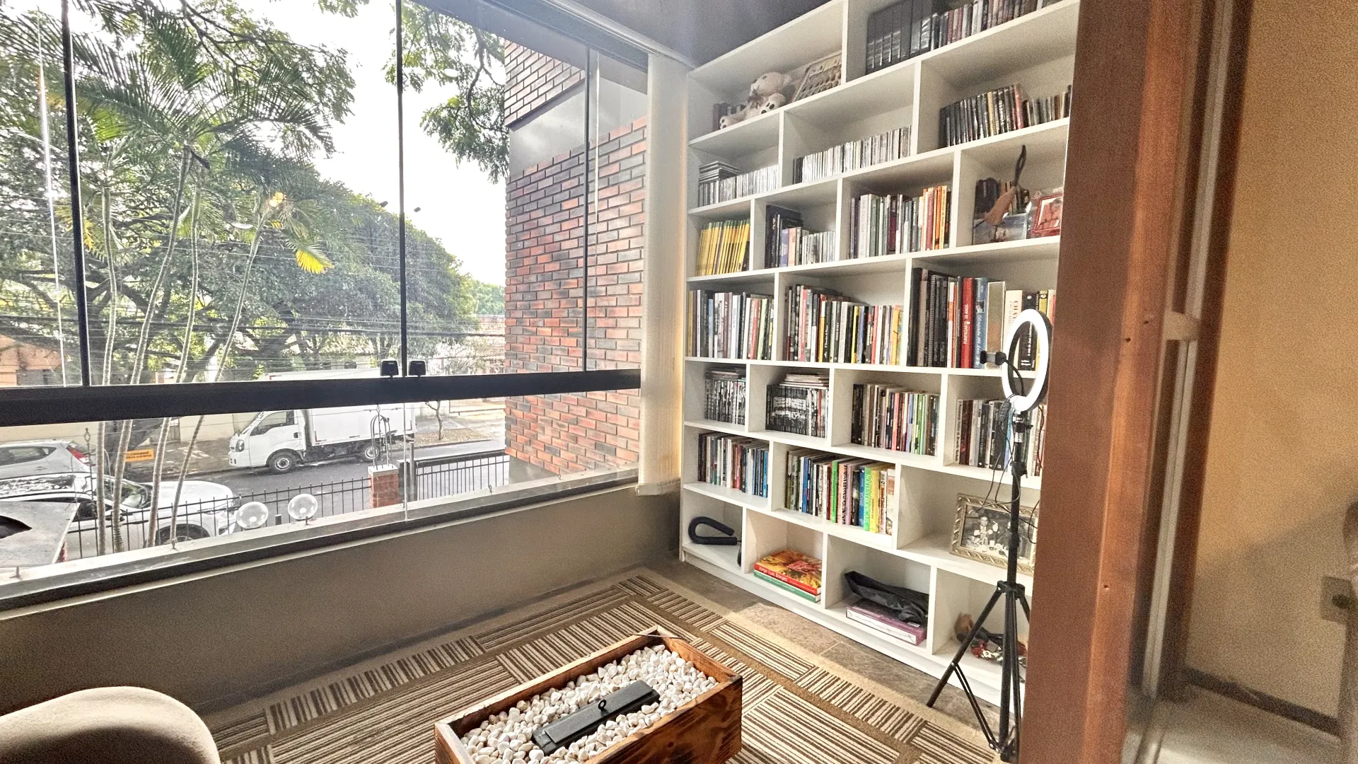 R$ 750.000 | 93m&sup2; | 2 DORMIT&Oacute;RIOS | VAGA | AV. LAGEADO | PORTO ALEGRE - RS Avenida Lageado Porto Alegre - 