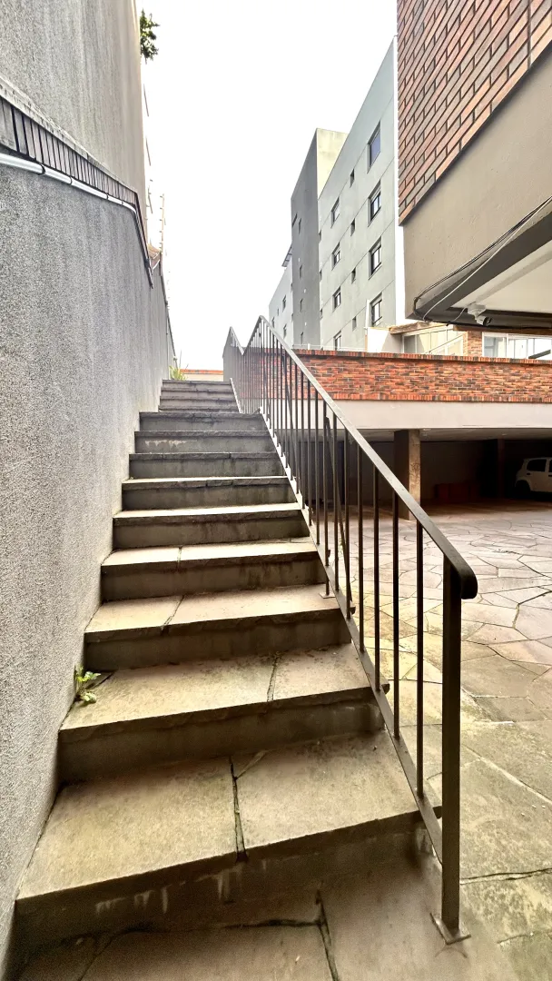 R$ 750.000 | 93m&sup2; | 2 DORMIT&Oacute;RIOS | VAGA | AV. LAGEADO | PORTO ALEGRE - RS Avenida Lageado Porto Alegre - 