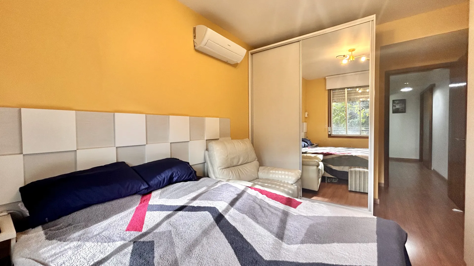 R$ 750.000 | 93m&sup2; | 2 DORMIT&Oacute;RIOS | VAGA | AV. LAGEADO | PORTO ALEGRE - RS Avenida Lageado Porto Alegre - 