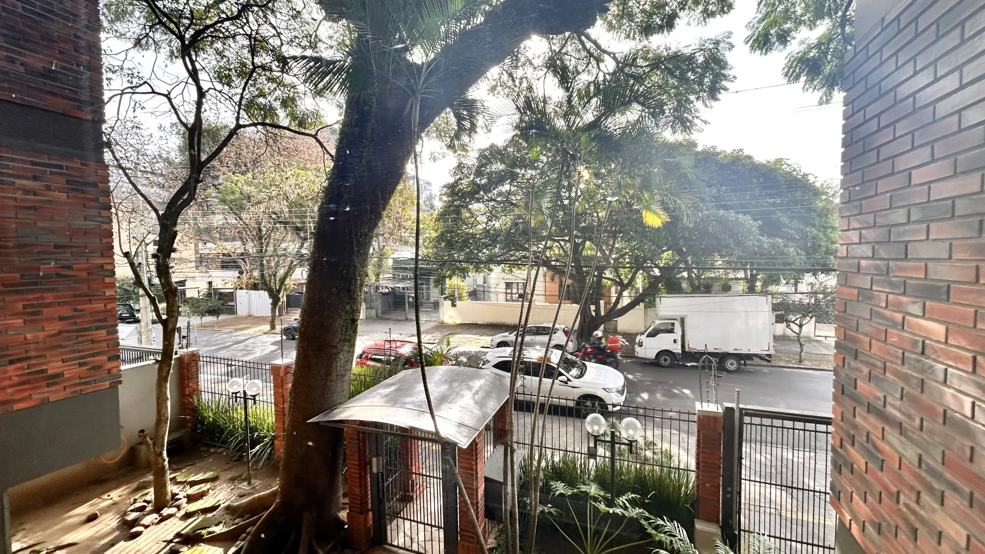 R$ 750.000 | 93m&sup2; | 2 DORMIT&Oacute;RIOS | VAGA | AV. LAGEADO | PORTO ALEGRE - RS Avenida Lageado Porto Alegre - 