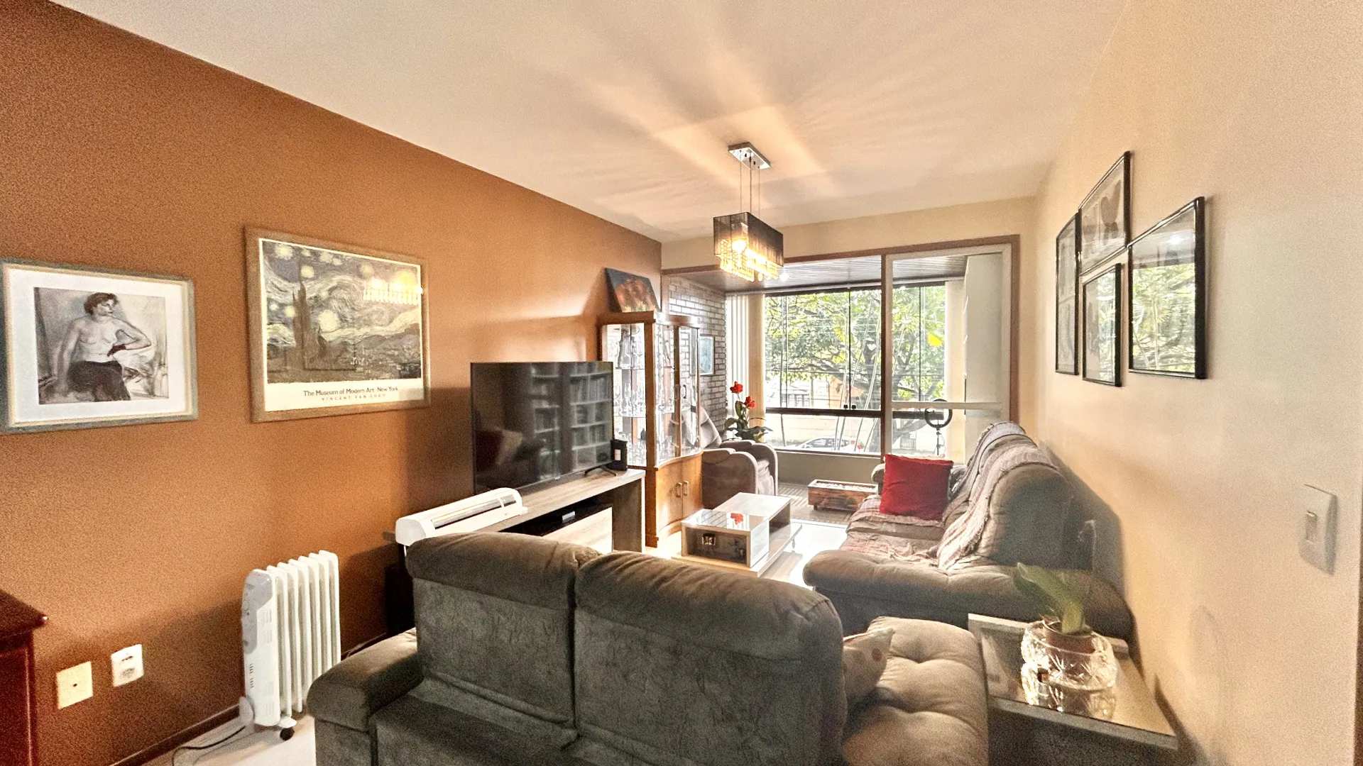 R$ 750.000 | 93m&sup2; | 2 DORMIT&Oacute;RIOS | VAGA | AV. LAGEADO | PORTO ALEGRE - RS Avenida Lageado Porto Alegre - 