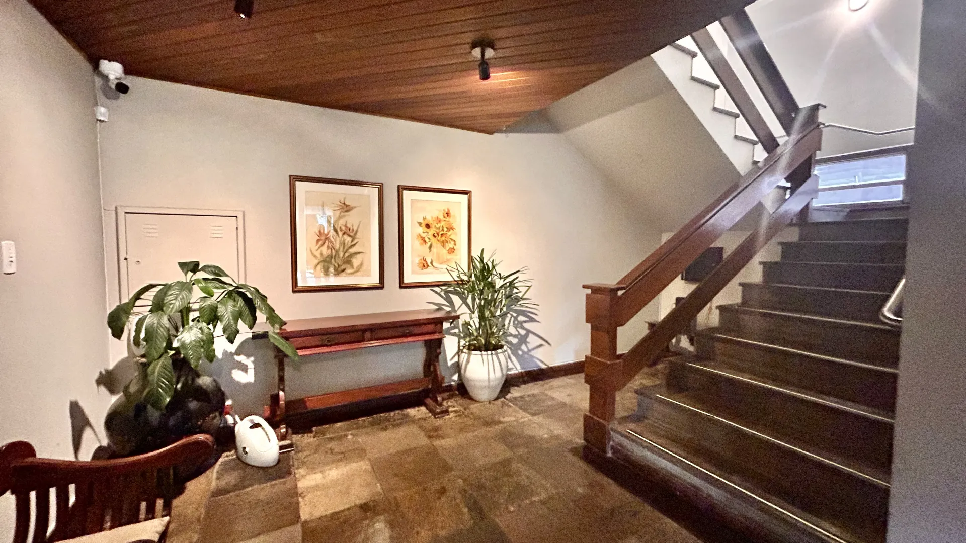 R$ 750.000 | 93m&sup2; | 2 DORMIT&Oacute;RIOS | VAGA | AV. LAGEADO | PORTO ALEGRE - RS Avenida Lageado Porto Alegre - 