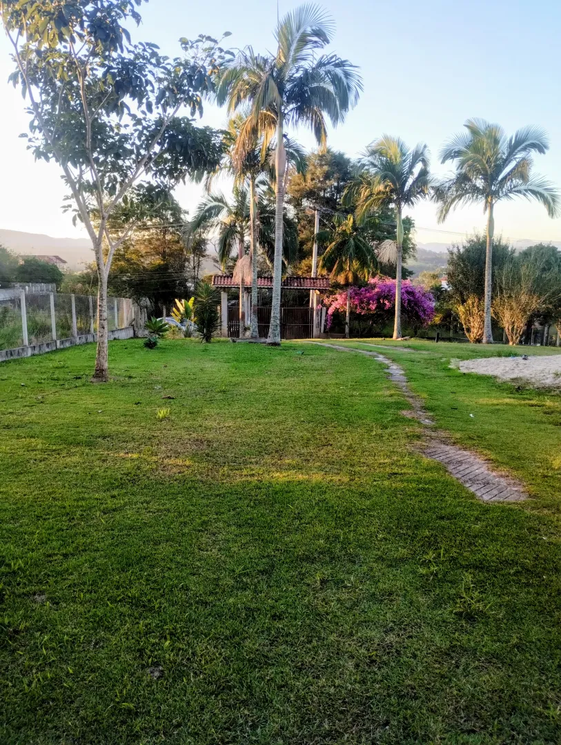 &Oacute;tima ch&aacute;cara com piscina com vista para a represa  Santa Isabel - 