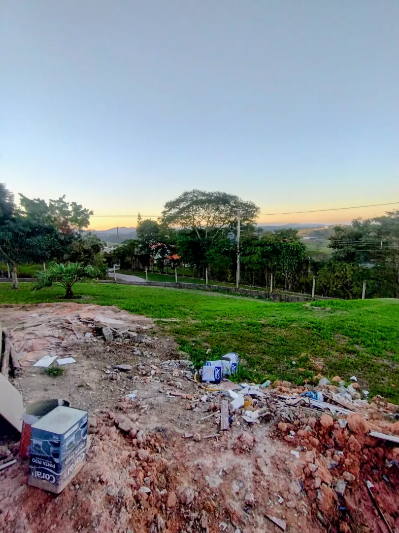 &Oacute;tima ch&aacute;cara com piscina com vista para a represa  Santa Isabel - 