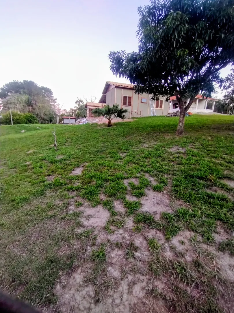 &Oacute;tima ch&aacute;cara com piscina com vista para a represa  Santa Isabel - 
