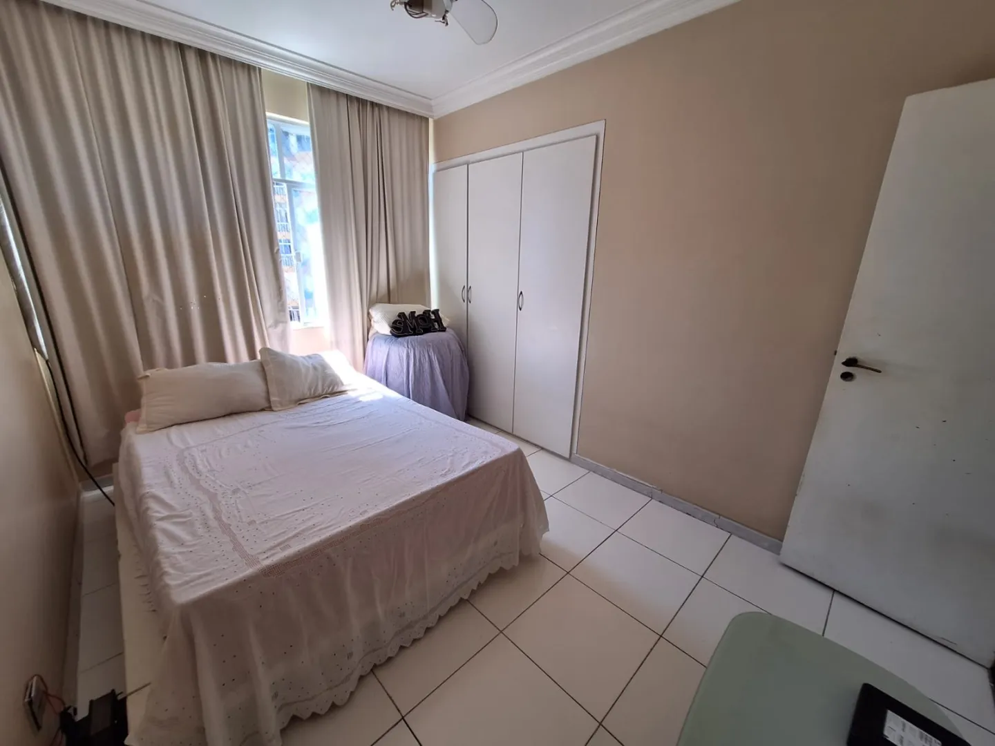 APARTAMENTO 2 QUARTOS SU&Iacute;TE VARANDA GARAGEM NASCENTE ELEVADOR &Agrave; VENDA NA GRA&Ccedil;A! Avenida Euclydes da Cunha Salvador - 
