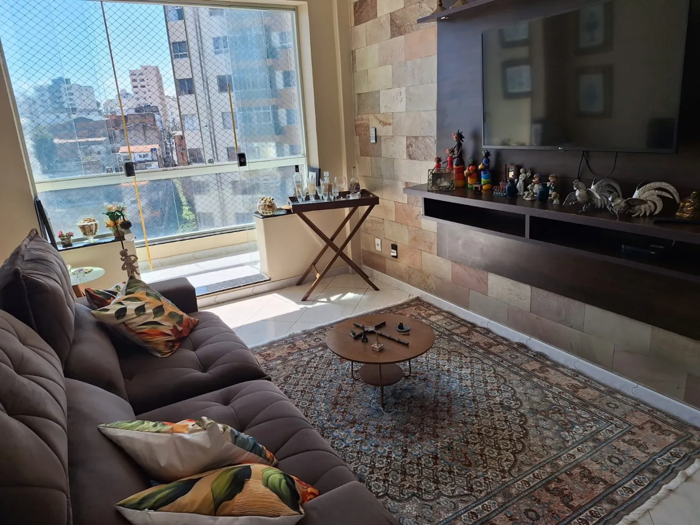 APARTAMENTO 2 QUARTOS SU&Iacute;TE VARANDA GARAGEM NASCENTE ELEVADOR &Agrave; VENDA NA GRA&Ccedil;A! Avenida Euclydes da Cunha Salvador - 