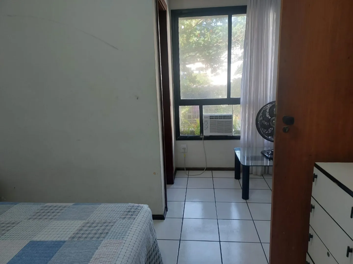 APARTAMENTO QUARTO  SALA COM VARANDA NASCENTE PISCINA ELEVADOR &Agrave; VENDA EM ONDINA! Avenida Milton Santos Salvador - 