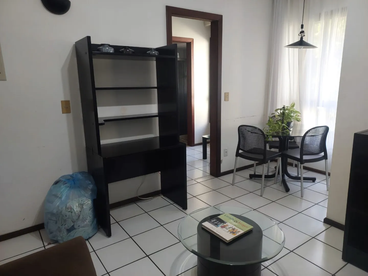 APARTAMENTO QUARTO  SALA COM VARANDA NASCENTE PISCINA ELEVADOR &Agrave; VENDA EM ONDINA! Avenida Milton Santos Salvador - 