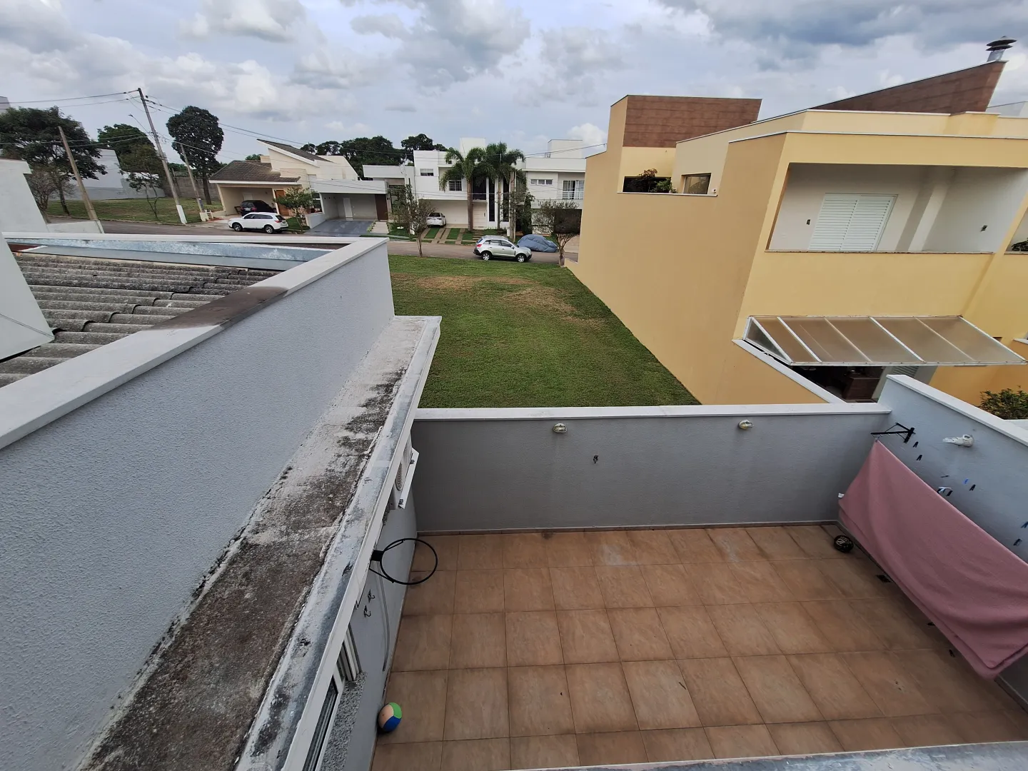 Casa t&eacute;rrea &agrave; venda, 3 Dorms. - R$ 1.120.000 - Condom&iacute;nio Villa Sui&ccedil;a - Sorocaba/SP Avenida Francisco Roldão Sanches Sorocaba - 