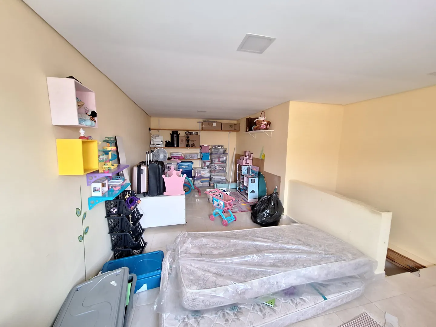 Casa t&eacute;rrea &agrave; venda, 3 Dorms. - R$ 1.120.000 - Condom&iacute;nio Villa Sui&ccedil;a - Sorocaba/SP Avenida Francisco Roldão Sanches Sorocaba - 