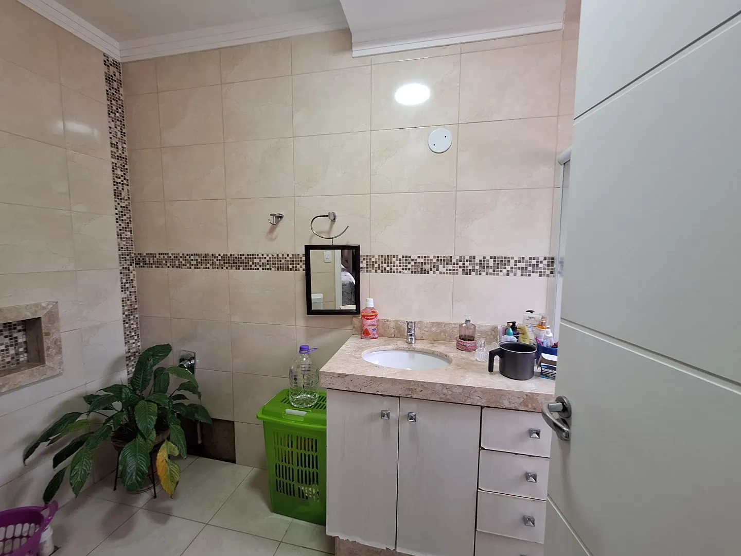 Casa t&eacute;rrea &agrave; venda, 3 Dorms. - R$ 1.120.000 - Condom&iacute;nio Villa Sui&ccedil;a - Sorocaba/SP Avenida Francisco Roldão Sanches Sorocaba - 
