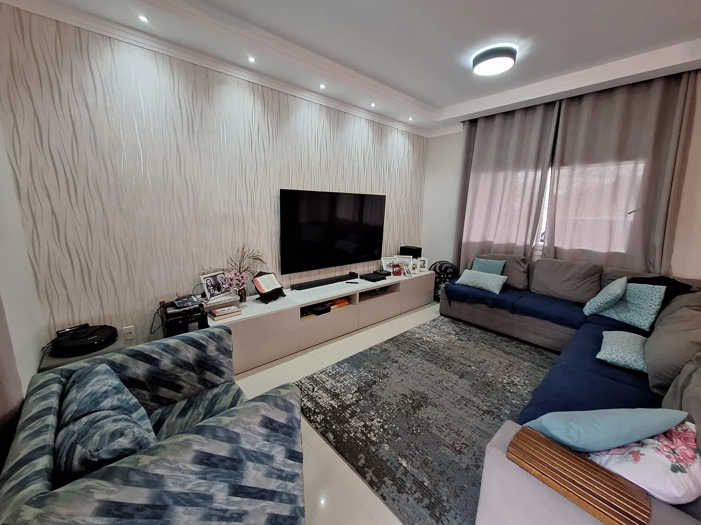 Casa t&eacute;rrea &agrave; venda, 3 Dorms. - R$ 1.120.000 - Condom&iacute;nio Villa Sui&ccedil;a - Sorocaba/SP Avenida Francisco Roldão Sanches Sorocaba - 