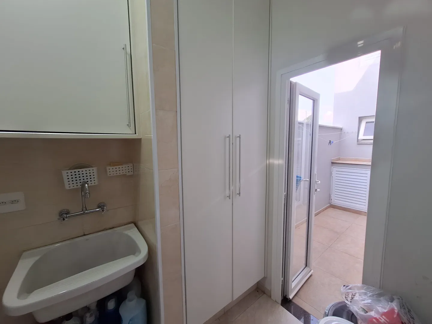 Casa t&eacute;rrea &agrave; venda, 3 Dorms. - R$ 1.120.000 - Condom&iacute;nio Villa Sui&ccedil;a - Sorocaba/SP Avenida Francisco Roldão Sanches Sorocaba - 