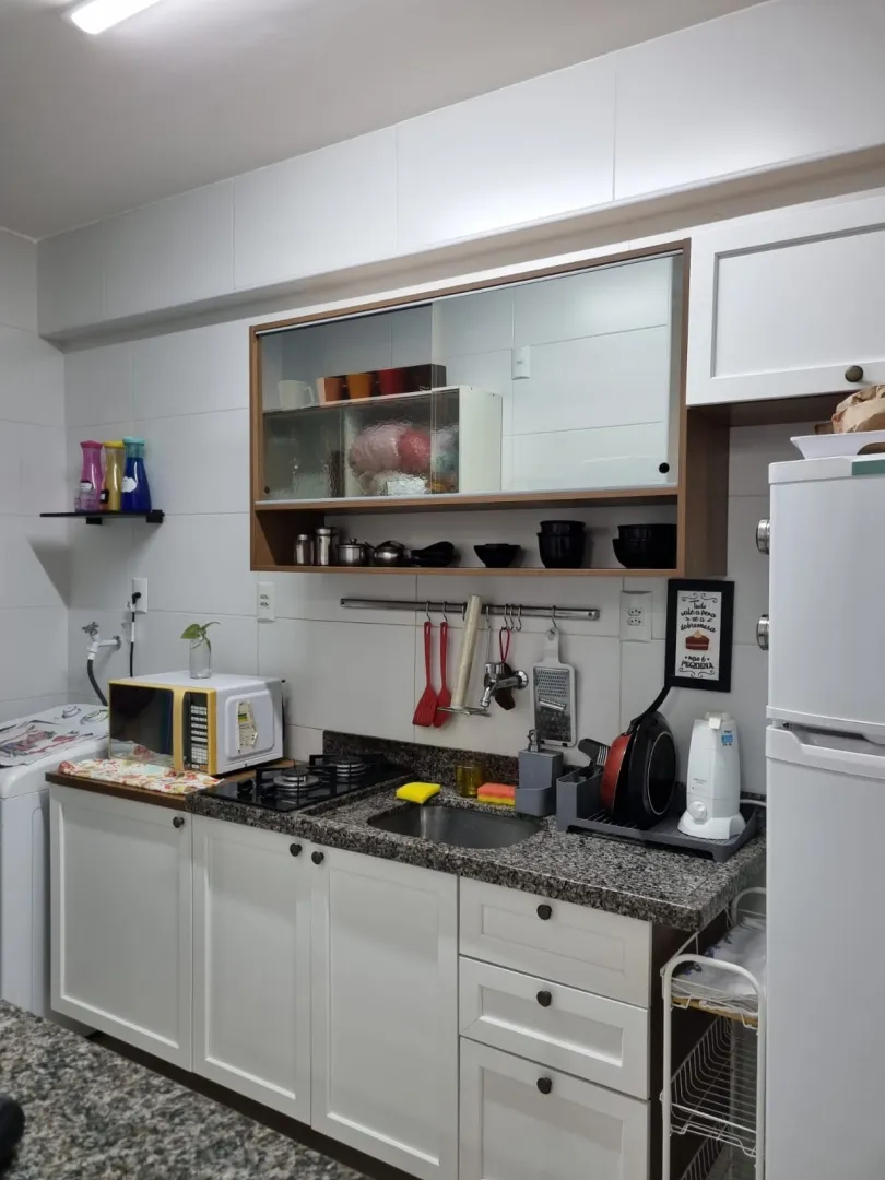 APARTAMENTO QUARTO E SALA VARANDA SEMINOVO GARAGEM ELEVADOR ACADEMIA PISCINA VENDA ONDINA Rua Senta Púa Salvador - 