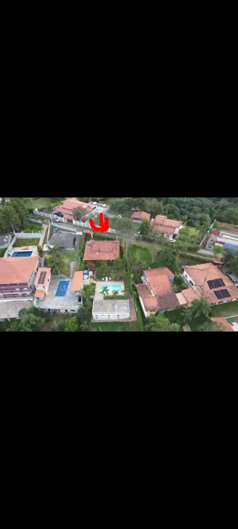 Ch&aacute;cara com piscina em condom&iacute;nio com vista deslumbrante para a represa  Igaratá - 