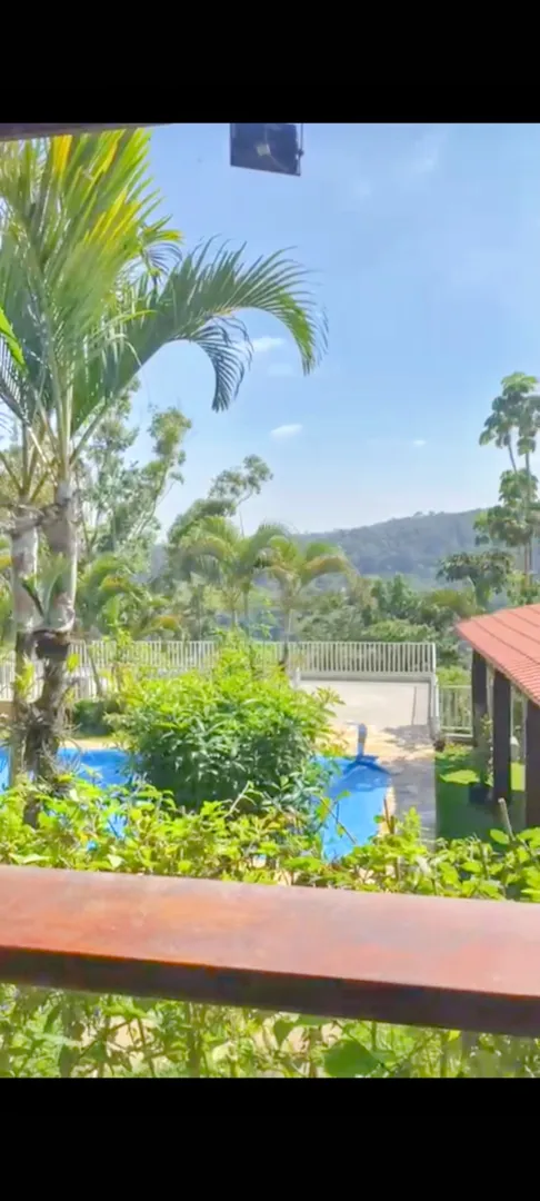 Ch&aacute;cara com piscina em condom&iacute;nio com vista deslumbrante para a represa  Igaratá - 