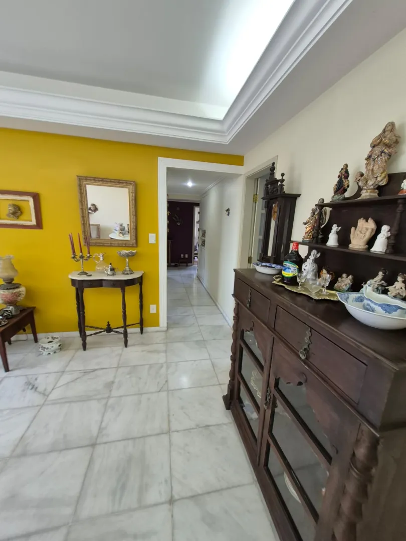 APARTAMENTO 3 QUARTOS SU&Iacute;TE NASCENTE ELEVADORES PORTARIA 24H &Agrave; VENDA NA BARRA! Rua Marquês de Caravelas Salvador - 