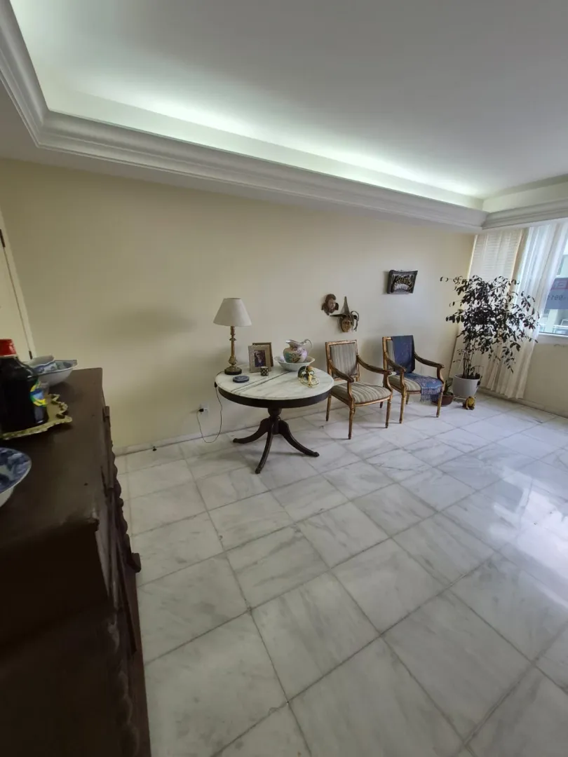APARTAMENTO 3 QUARTOS SU&Iacute;TE NASCENTE ELEVADORES PORTARIA 24H &Agrave; VENDA NA BARRA! Rua Marquês de Caravelas Salvador - 
