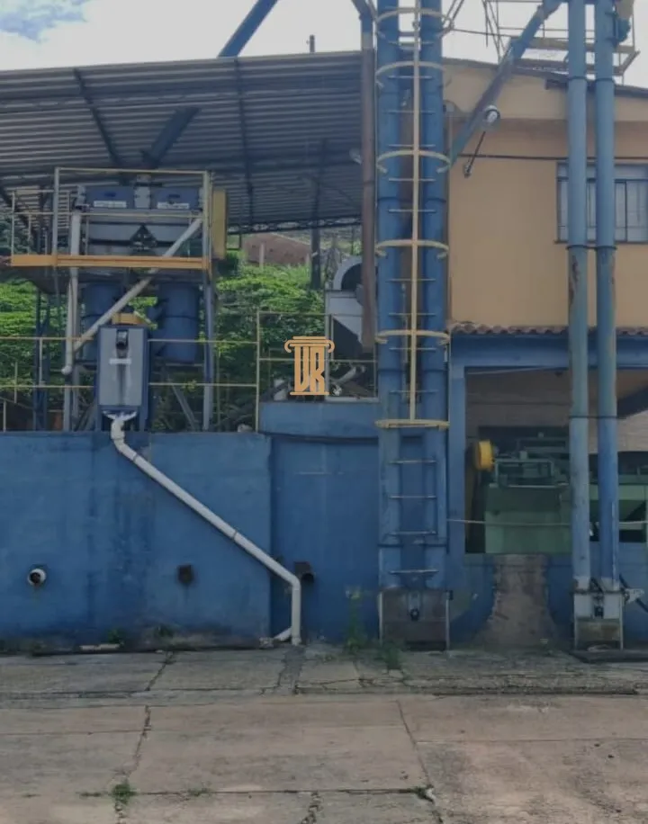 FAZENDA DE CAF&Eacute; COM TORREFA&Ccedil;&Atilde;O &Agrave; VENDA &ndash; PORTEIRA FECHADA &ndash; SUL DE MINAS/MG  São Lourenço - 