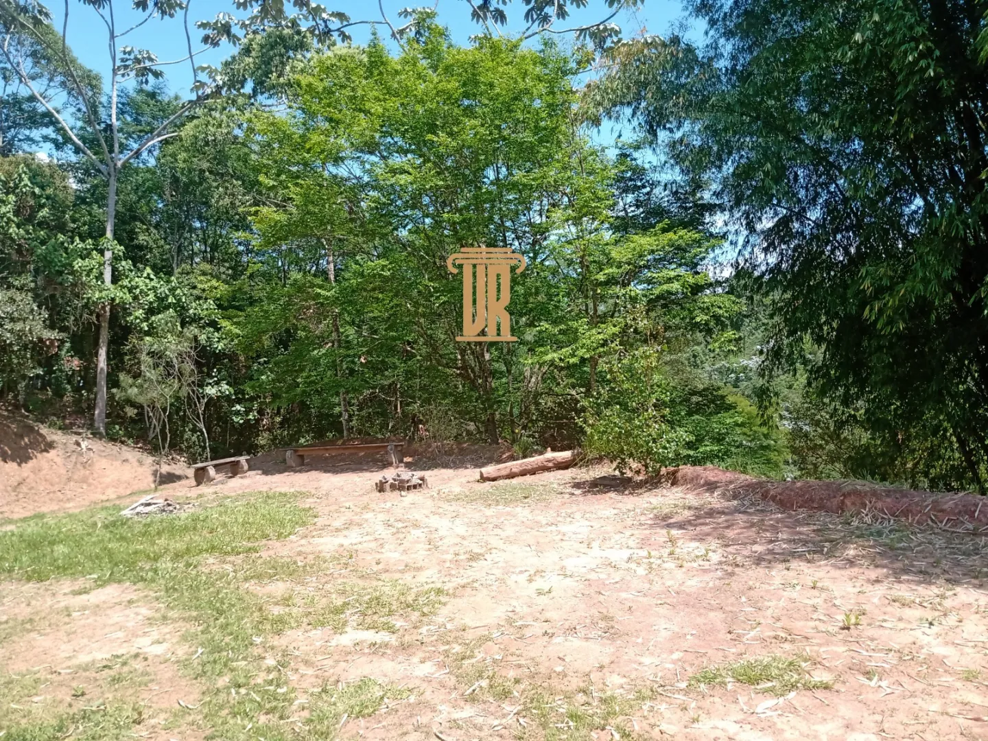 CH&Aacute;CARA DE 10.000M EM CONDOM&Iacute;NIO EM S&Atilde;O JOS&Eacute; DOS CAMPOS  São José dos Campos - 