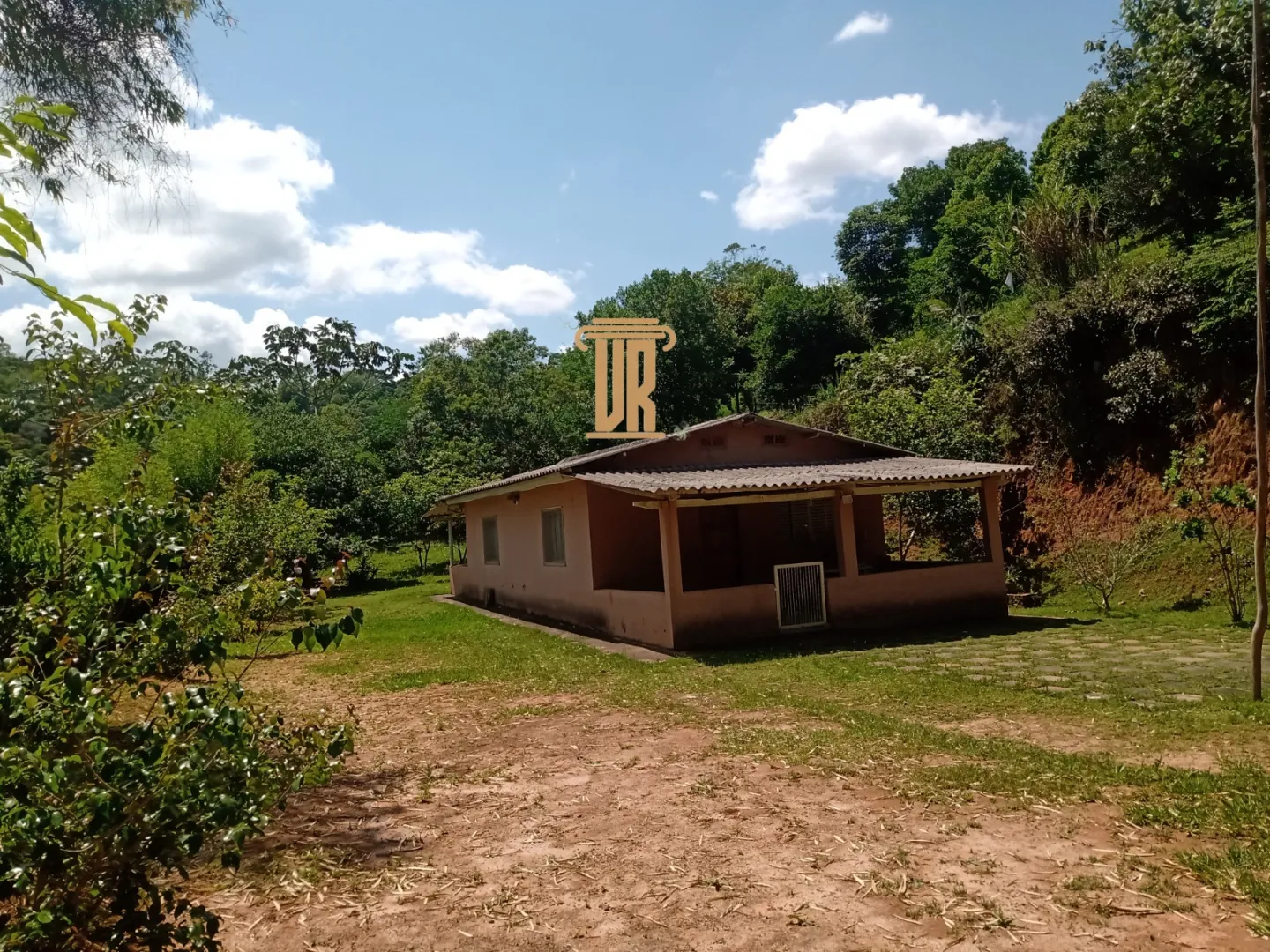 CH&Aacute;CARA DE 10.000M EM CONDOM&Iacute;NIO EM S&Atilde;O JOS&Eacute; DOS CAMPOS  São José dos Campos - 