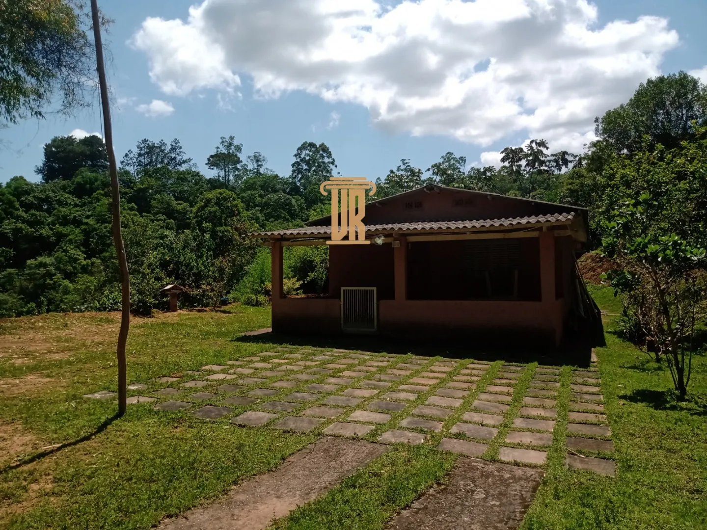 CH&Aacute;CARA DE 10.000M EM CONDOM&Iacute;NIO EM S&Atilde;O JOS&Eacute; DOS CAMPOS  São José dos Campos - 