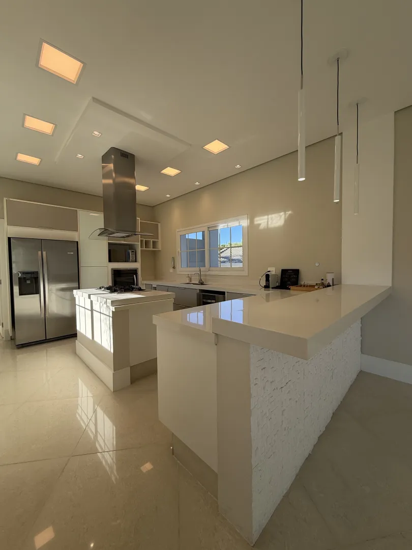 Sobrado Cl&aacute;ssico de Esquina no Fazenda Imperial  Sorocaba - 
