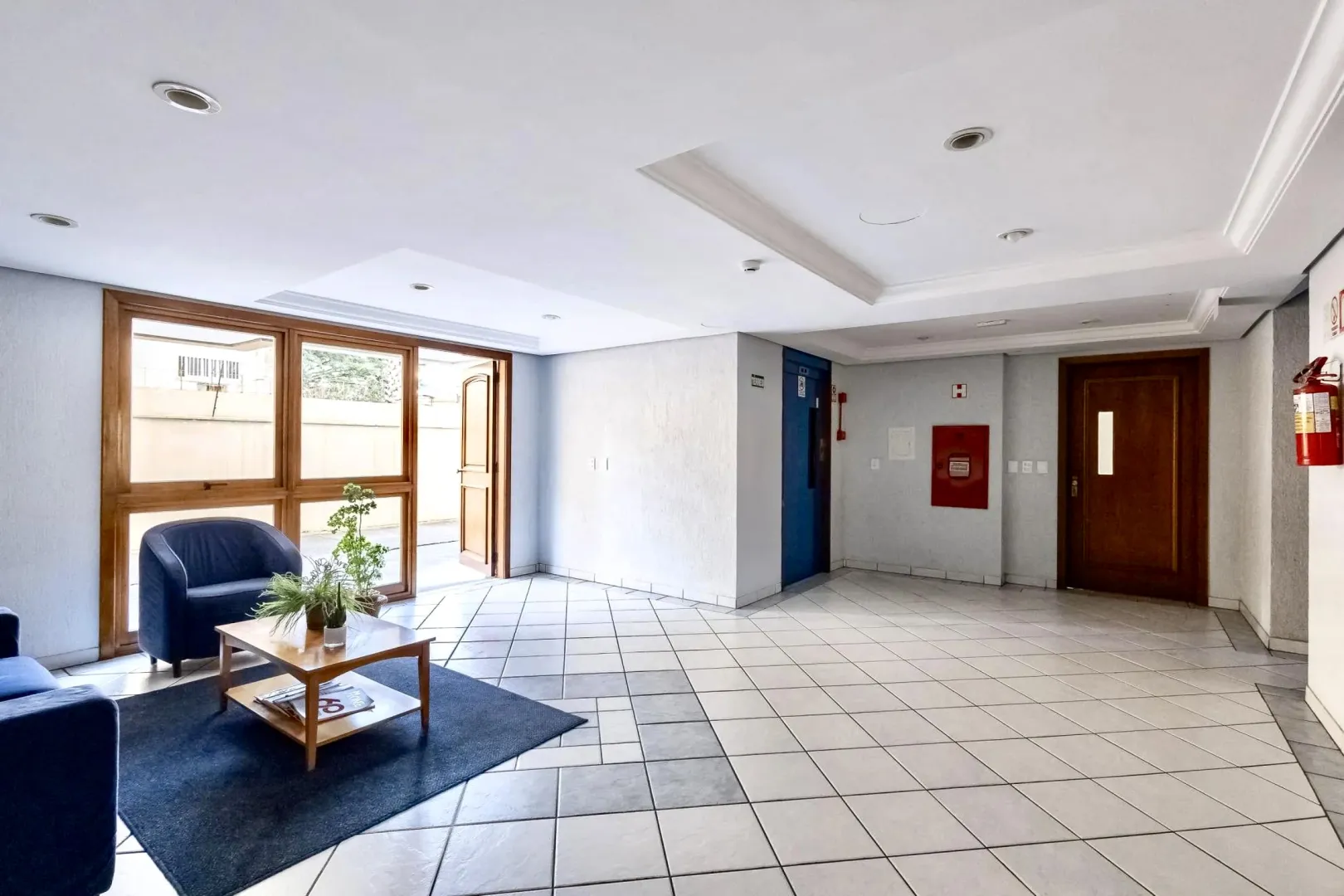 R$ 440.000 - &Oacute;TIMO APARTAMENTO - 66M2 - 2 DORM - SU&Iacute;TE - 1 VAGA - INFRA Rua José do Patrocínio Porto Alegre - 