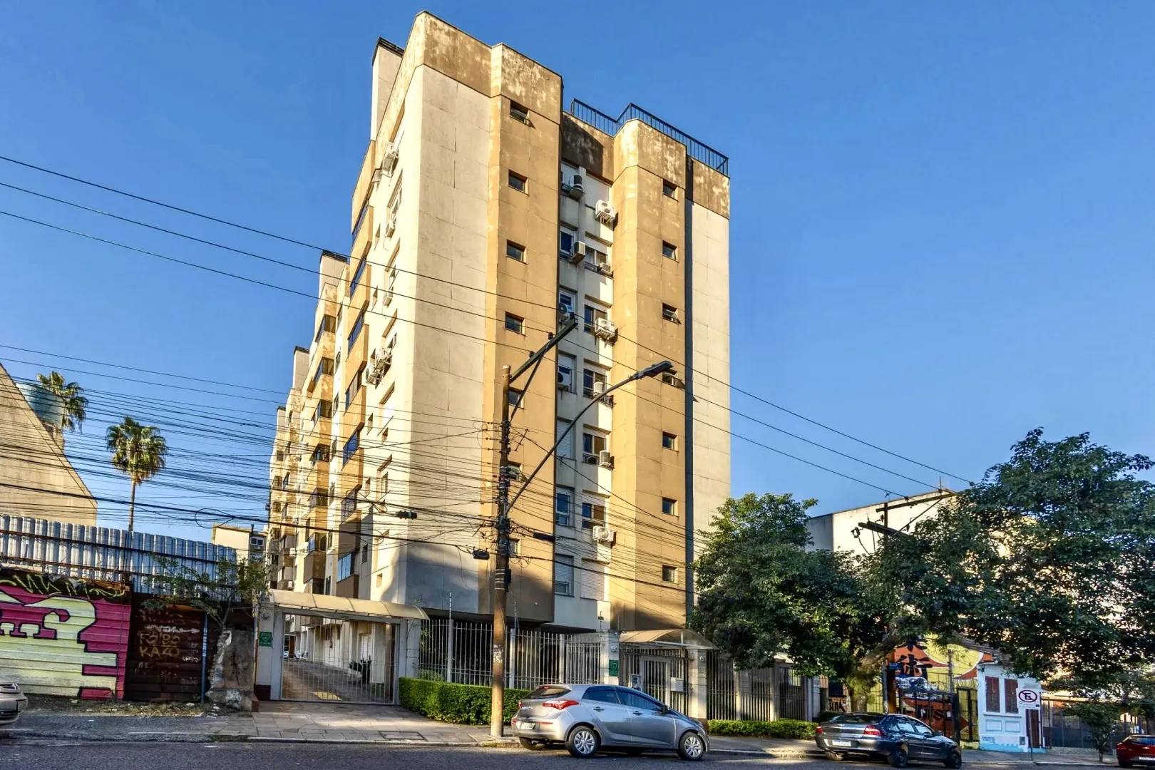 R$ 440.000 - &Oacute;TIMO APARTAMENTO - 66M2 - 2 DORM - SU&Iacute;TE - 1 VAGA - INFRA Rua José do Patrocínio Porto Alegre - 