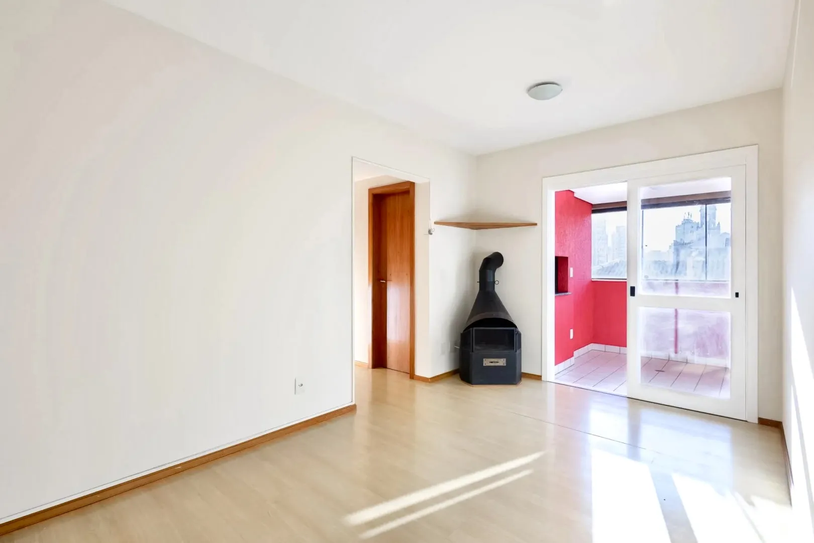 R$ 440.000 - &Oacute;TIMO APARTAMENTO - 66M2 - 2 DORM - SU&Iacute;TE - 1 VAGA - INFRA Rua José do Patrocínio Porto Alegre - 
