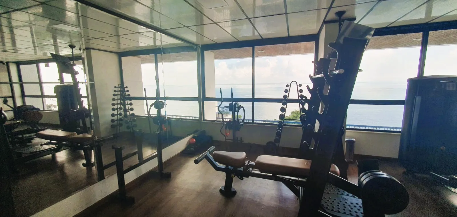APARTAMENTO 3 QUARTOS SU&Iacute;TE VARANDA VISTA MAR PISCINA QUADRA ACADEMIA NA VIT&Oacute;RIA LOCA&Ccedil;&Atilde;O! Avenida Sete de Setembro Salvador - 