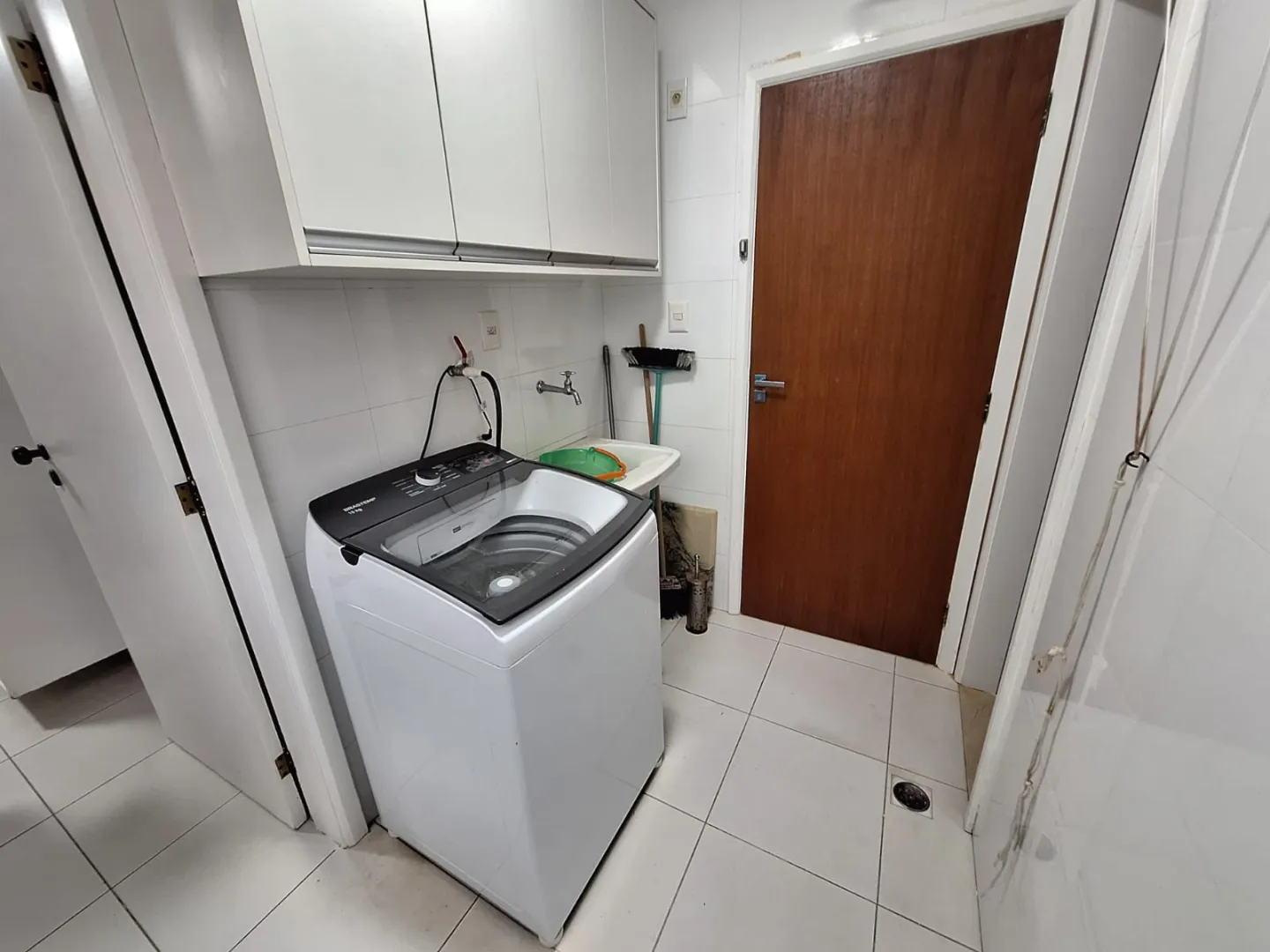 APARTAMENTO 3 QUARTOS SU&Iacute;TE VARANDA VISTA MAR PISCINA QUADRA ACADEMIA NA VIT&Oacute;RIA LOCA&Ccedil;&Atilde;O! Avenida Sete de Setembro Salvador - 
