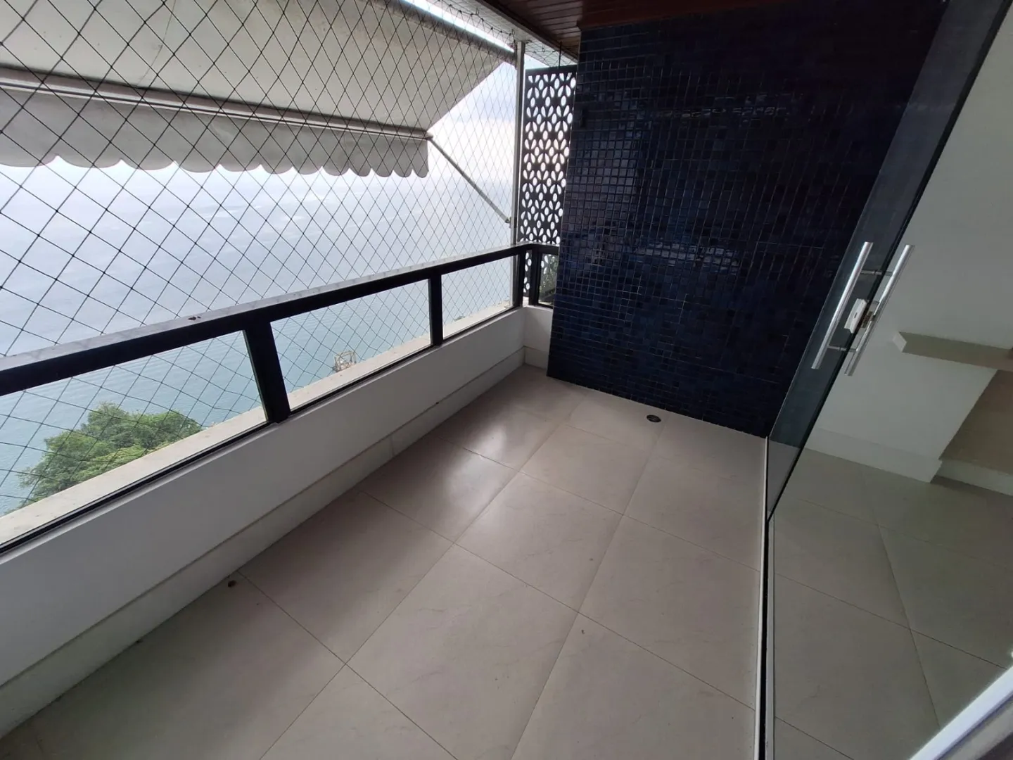 APARTAMENTO 3 QUARTOS SU&Iacute;TE VARANDA VISTA MAR PISCINA QUADRA ACADEMIA NA VIT&Oacute;RIA LOCA&Ccedil;&Atilde;O! Avenida Sete de Setembro Salvador - 